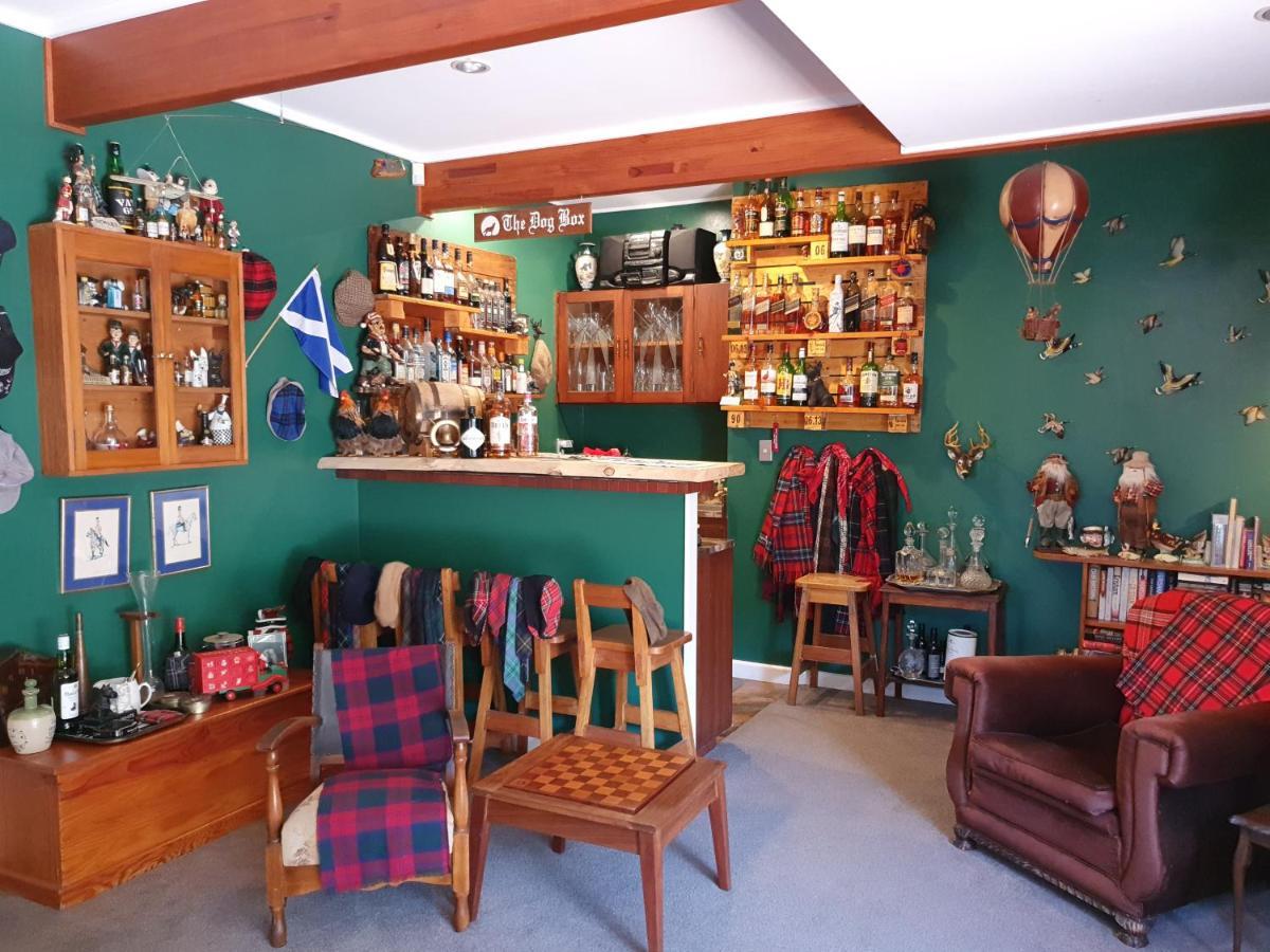 Hunua Accommodation - Atherstone Suite ภายนอก รูปภาพ