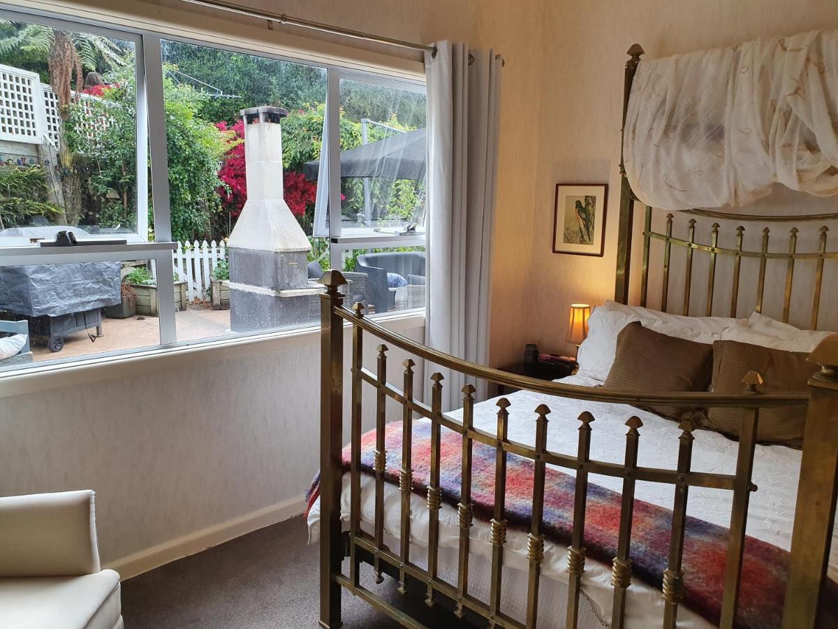 Hunua Accommodation - Atherstone Suite ภายนอก รูปภาพ