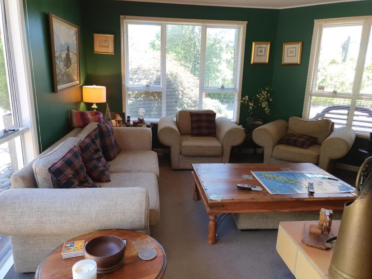 Hunua Accommodation - Atherstone Suite ภายนอก รูปภาพ