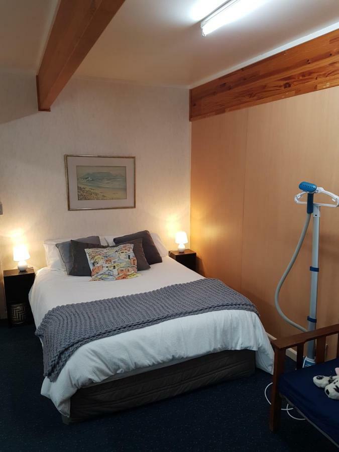 Hunua Accommodation - Atherstone Suite ภายนอก รูปภาพ