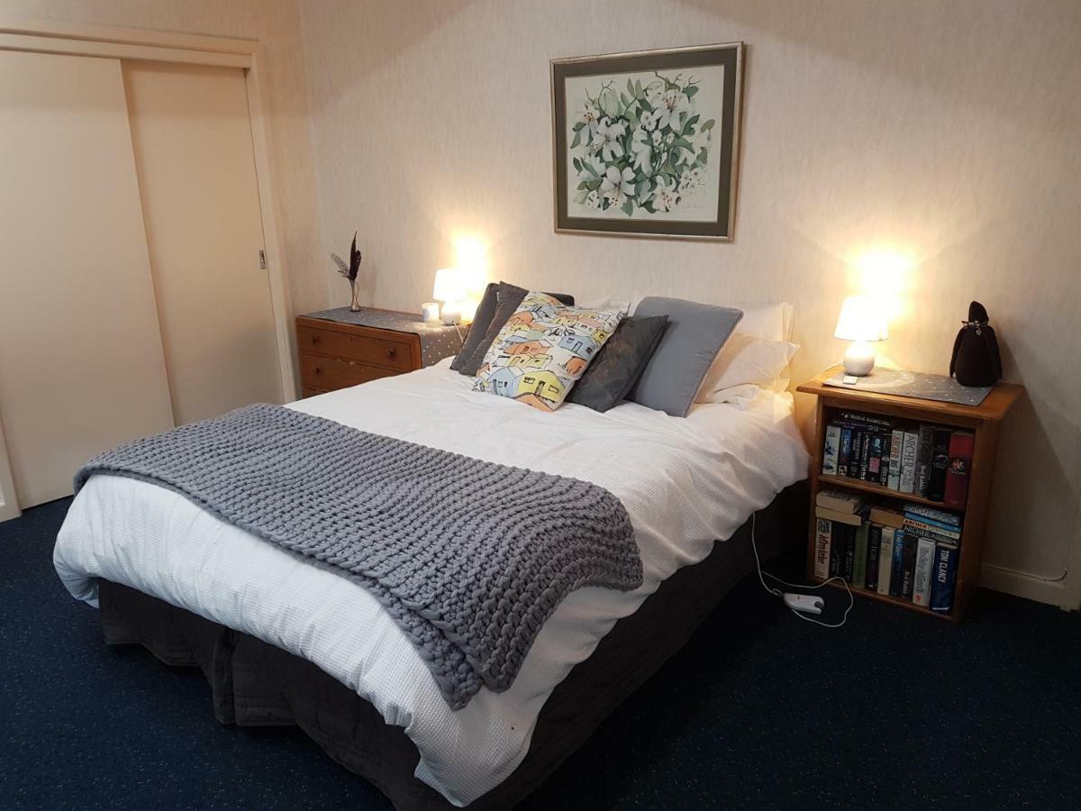 Hunua Accommodation - Atherstone Suite ภายนอก รูปภาพ